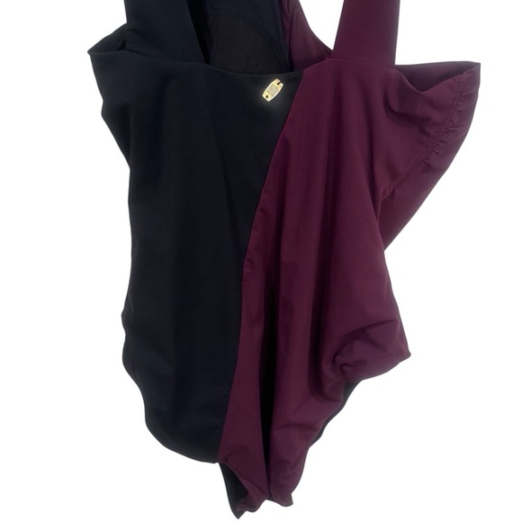 Amoressa Phantom Leroux One Piece Soft Cup Bra Swimsuit Resort Slimming Size 8 - Picture 5 of 9